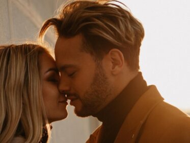 How To Keep Online Relationship Strong And Healthy?