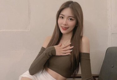 Reveal What Japanese Women Think Of Dating Foreign Men